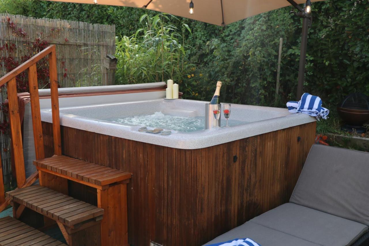 Palm 1 Park Home With Hot Tub Swanage Kültér fotó